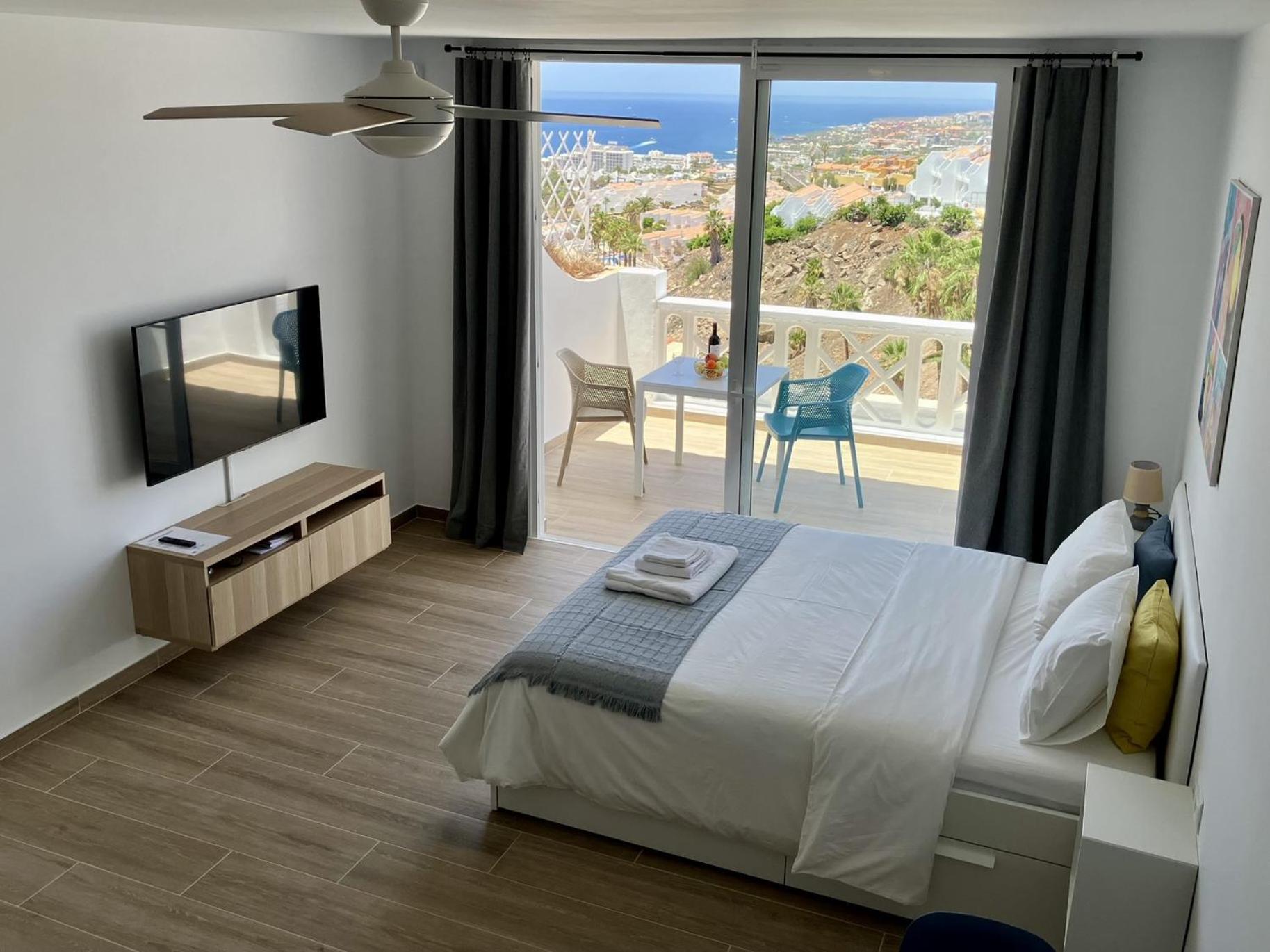 Costa Adeje - Modern Apartment With Terrace Views Of Ocean & Sunset Exterior foto